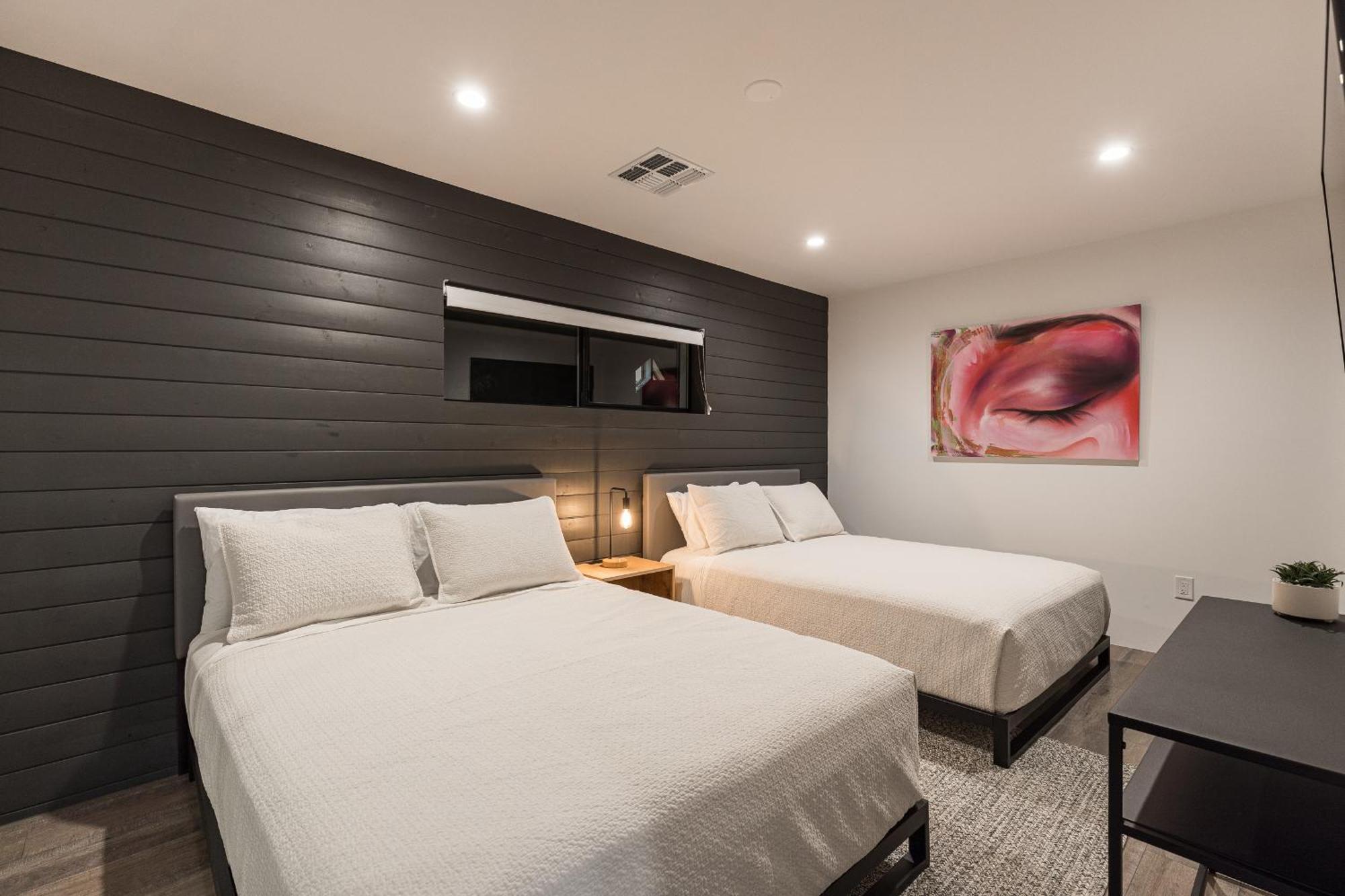 Luxury Micro-Resort, Theater, Sauna, Heated Pool Phoenix Exterior foto
